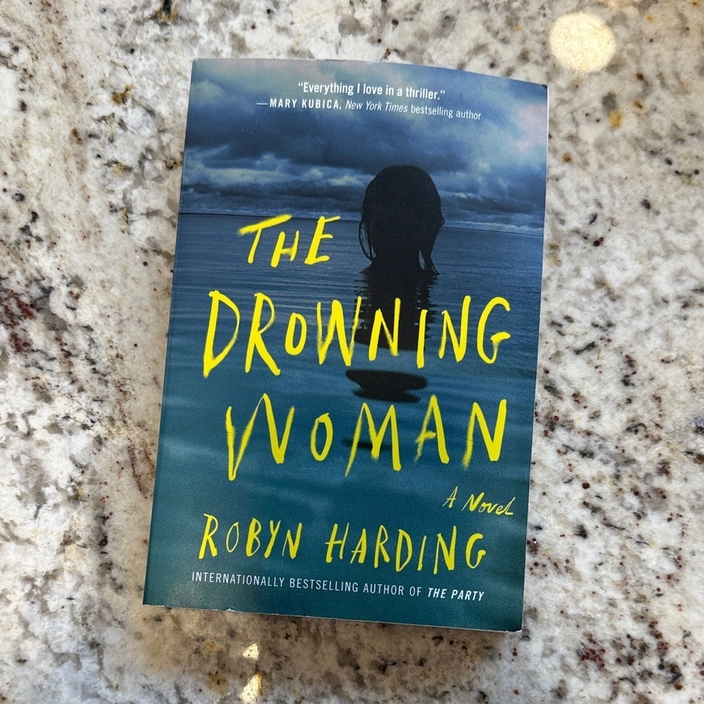 The Drowning Woman Paper Back